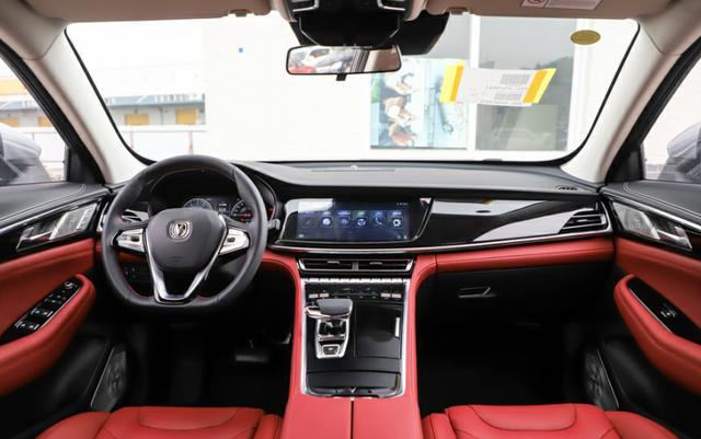 ��ֵ�߿ռ����ǿ������CS85 COUPE 2.0T�ǰ�ֵ������