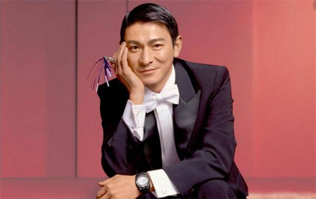 刘德华颁奖EXO，却全程被无视！你们是无知还是不懂尊重？