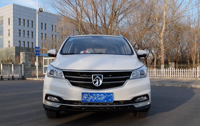 路在何方,比亚迪2019款宋MAX上市,前有宝骏7