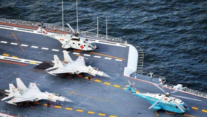 为何辽宁舰舰载机数量,比不上中途岛号航母?和