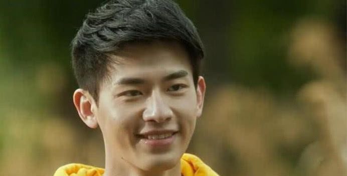 《悲伤逆流成河》番外:顾森西遇到第二个易遥