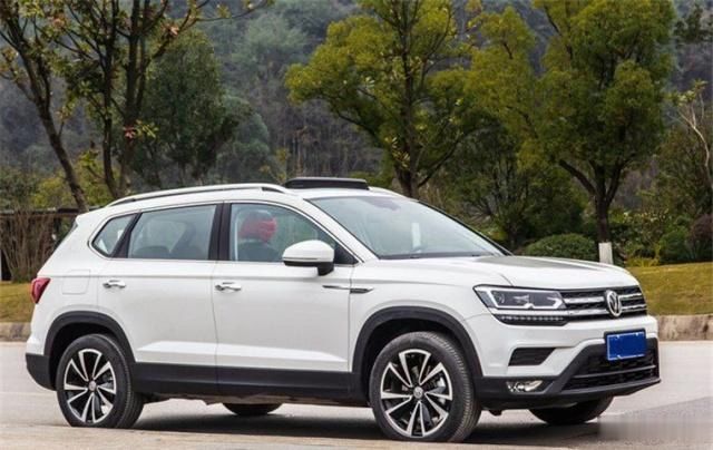 大众途岳280豪华版,大众途岳280tsi 大众途岳提车作业:我提的是280tsi豪华版,国v排放的,稳稳当当