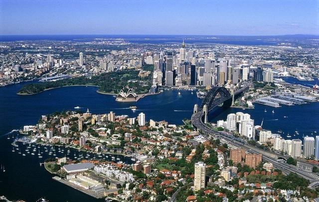 "雪梨"悉尼:澳大利亚人口最多的城市,被誉为南半球的"