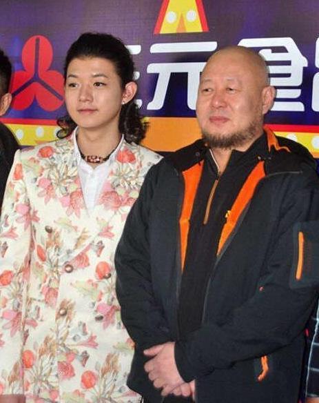 霍尊素颜照曝光,