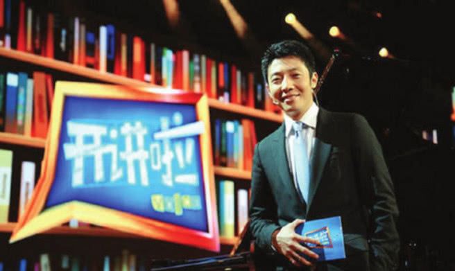 撒贝宁妹妹近照曝光，美貌不输章子怡，网友：妹妹比哥哥都高？