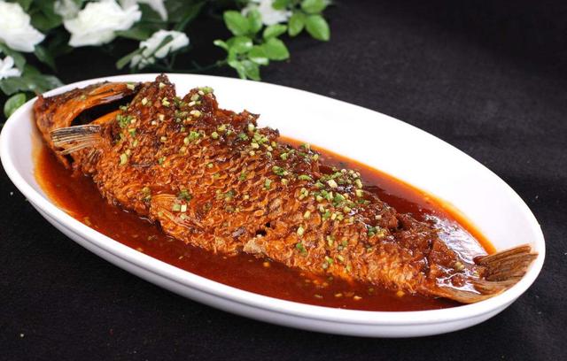 红烧黄河大鲤鱼日销150份想做好这道菜有独门6秘诀|鱼身|鲤鱼|黄河_新浪网