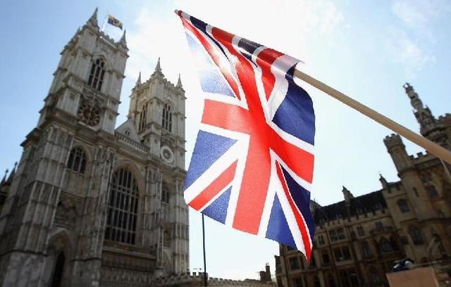 英国3运营商,英国运营商电话