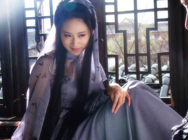 8年前的这部神话剧美女如云，霍思燕张嘉倪郭珍霓，谁最惊艳？