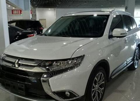 新车被强制买保险，车主怒曝光4S店气愤：给我出去，车子不卖了