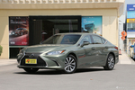 2018款雷克萨斯ES 2.0L自动200卓越版