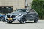 2018款奔驰GLA级 2.0T自动220 4MATIC运动型