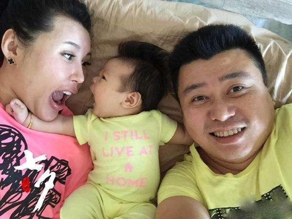 马琳和前妻近况:马琳晒和现妻子婚纱照,前妻晒女儿和现任丈夫
