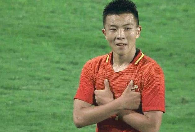 陶强龙18而武磊28,送武磊去西甲不如送陶强龙