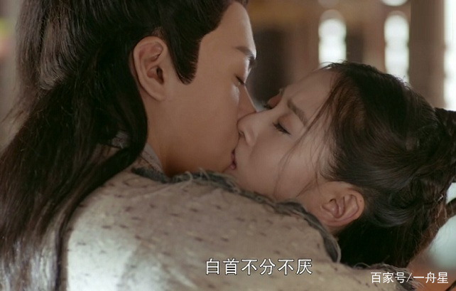 吻戏来了!新《倚天》忌敏吻戏上线,赵敏卑微之