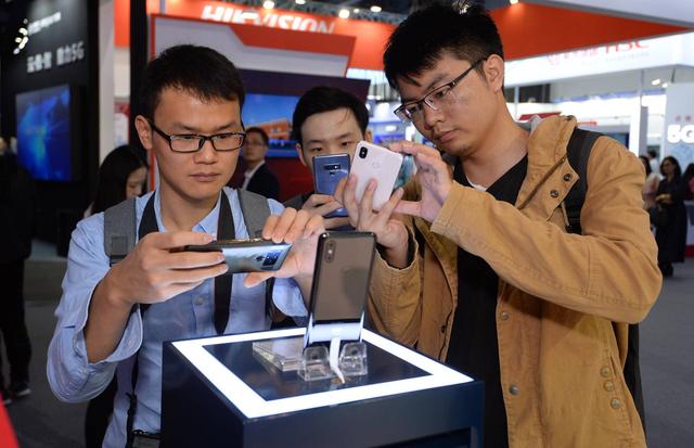 小米MIX3 5G版上线!下载速度最高达2Gb,明年