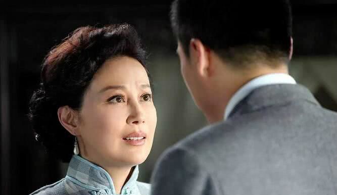 四十多岁逼走原配,结婚十六年没有孩子,现如今