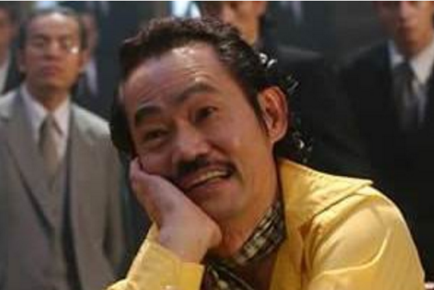 67歲元華生活近照:大器晚成53歲成影帝,如今生活落魄要領救濟
