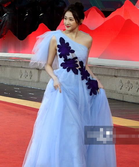 关晓彤穿内衣_关晓彤穿内衣广告(3)