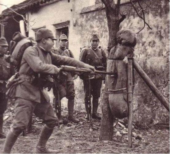 日本人不仅烧杀抢掠,还给中国女人注射这种药物,简直残忍