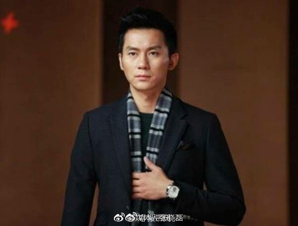 李晨朋友爆料近9亿罚款已缴清,晒范冰冰近照!