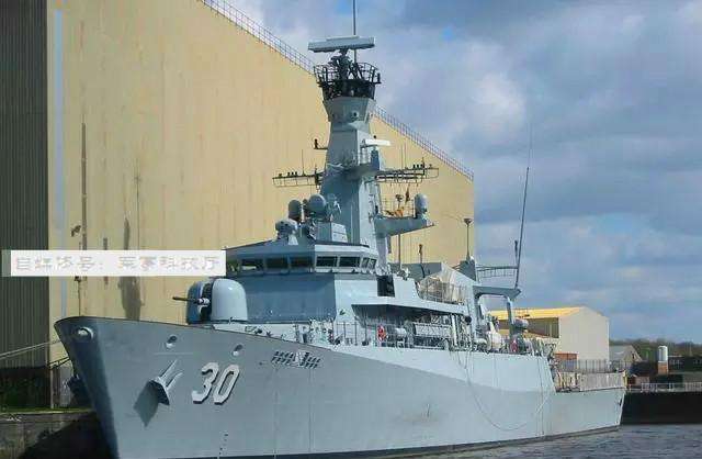 两千吨护卫舰有垂发系统, 导弹比056型多一倍