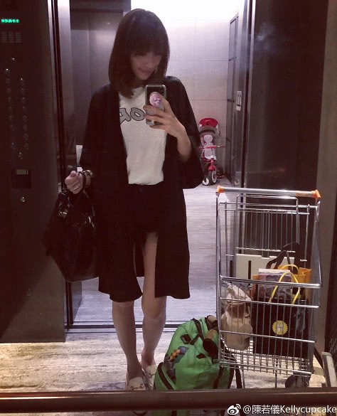 林志颖老婆陈若仪腿太好看,这个角度拍依然很细
