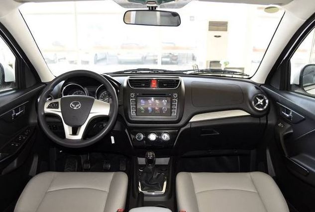 6万元的7座SUV:电动天窗、中控彩屏还带ESP,不可思议