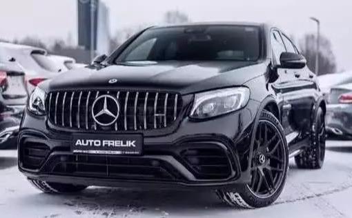 新款“奔驰”AMG GLC63 Coupe赏析,外观很霸气!