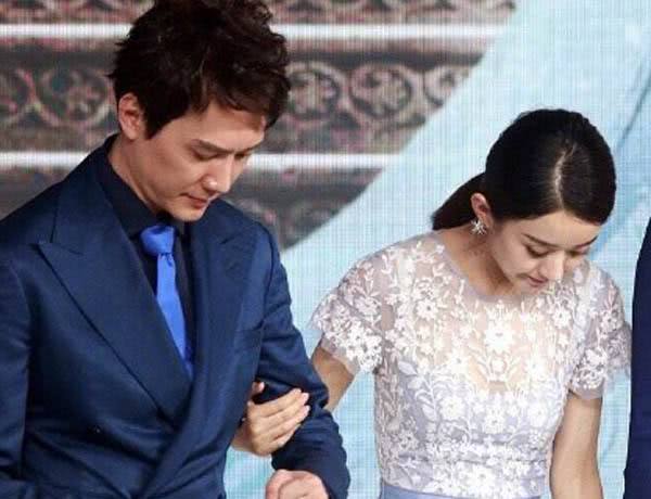 赵丽颖怀双胞胎?冯绍峰发1+1=4 微博?工作室