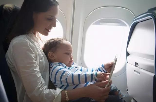 宝宝在美国出生,回国乘坐飞机时要注意什么?