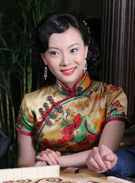 陈数气质有多好，直到看见她穿旗袍，终于明白什么是真正的骨相美