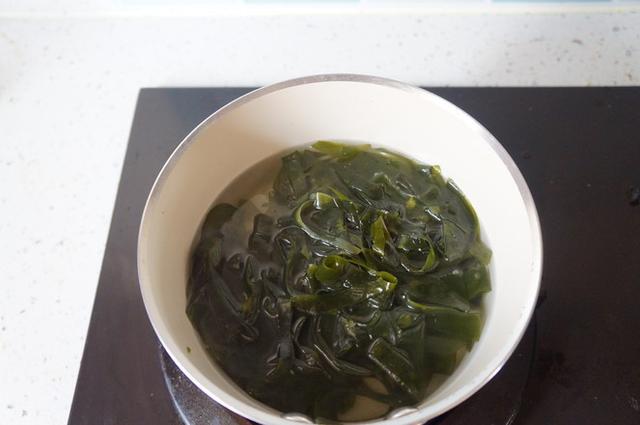 吃1斤它等于21斤菠菜,清肠减肥,延缓衰老,瘦身21天促进实验室图片