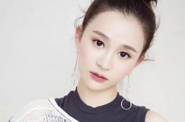 陈昱霖的咨询律师爆料称:女方曾说与吴秀波谈