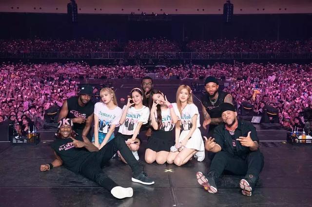 11月进行个人的solo,而yg也曾表示blackpink每个成员都将会有个人solo