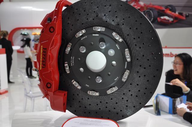 刹车片什么时候换？自己判断很简单