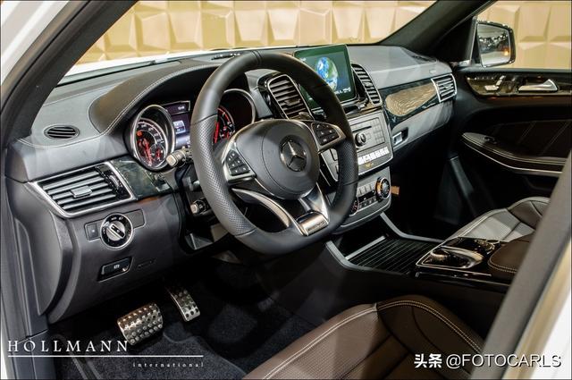 实拍|奔驰-AMG GLS 63极地白,它霸气你学不来,宝马X7怕不怕