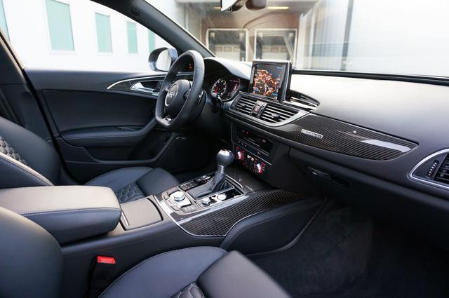实拍 | 奥迪RS6 Avant,说什么都多余,这才是真正的旅行车!