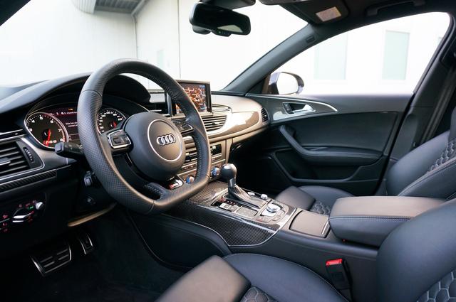 实拍 | 奥迪RS6 Avant,说什么都多余,这才是真正的旅行车!
