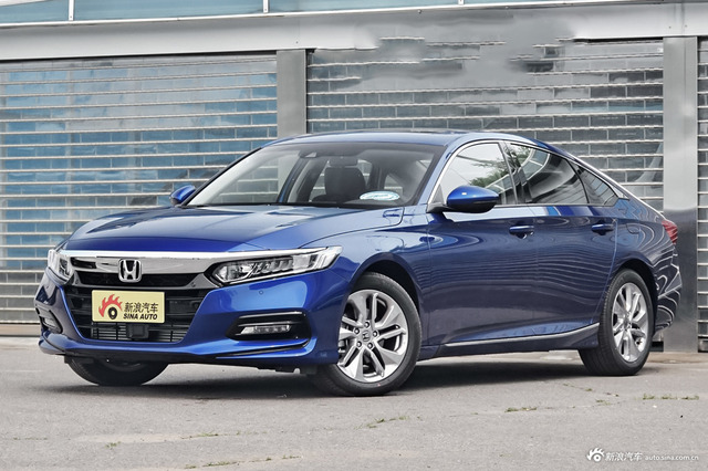 实拍|全新一代雅阁 设计更加年轻化