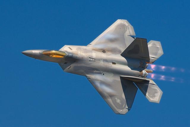 真相渐进:F35价格猛降 F22太贵不可取 那就只