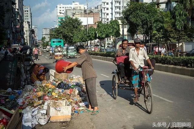 孟加拉国没有太多高楼大厦,游客到来当地女人冷眼相对!