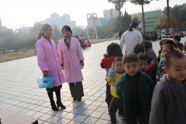 金湖实验幼儿园：消防演练、防患未然