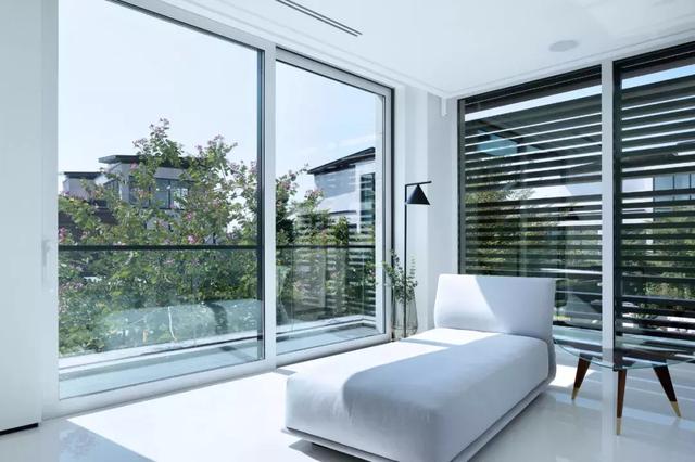 三亚极简白顶级度假别墅,更高一层的生活方式!