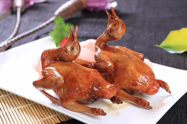 古有飞鸽传书,今有红烧乳鸽,营养又美味