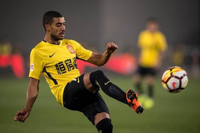 足协允许归化!有这3位中超外援入中国籍,世界