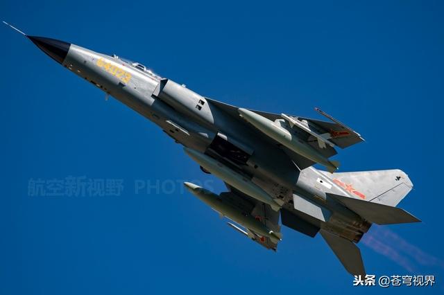 中国空军和海军航空兵主力歼轰7A战机高清大