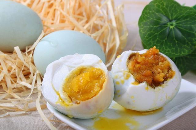 生鸭蛋怎么做好吃 新浪（移动端）