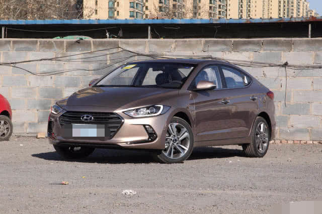 现代为了抓住速腾拼了,新车油耗5.3L,怒降至7.98万