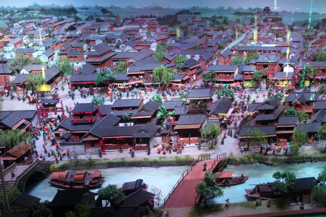 可悲！临安作为南宋“行都”，一直做到南宋灭亡