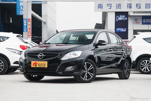 2017款海马M6 1.6L手动运动智能型